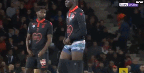 列维谈解雇澳波：热刺必须在所有战线赢球，英超成绩说明一切