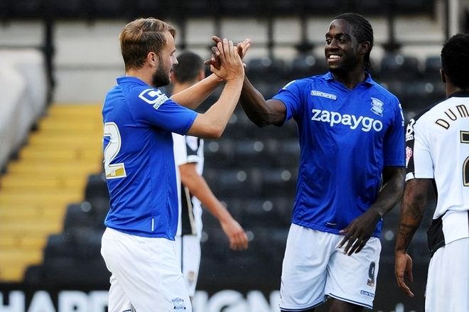 加拿大国家队官方：补招沙菲尔伯格顶替拉林对阵委内瑞拉（加拿大男足官宣：沙菲尔伯格顶替拉林入选，将战委内瑞拉）