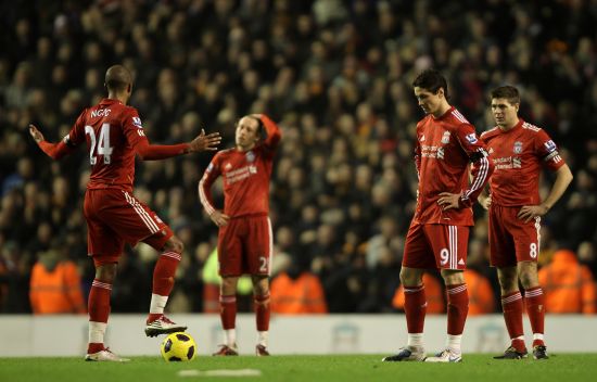 曼联平局再显不稳定，马兹拉维怒斥错失良机（曼联再遭平局暴露起伏，马兹拉维痛斥浪费良机）