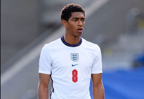 德罗西取热那亚生涯首胜，率队时隔239天再次意甲主场赢球（德罗西对阵热那亚斩获执教首胜，率队相隔239天再度意甲主场告捷）