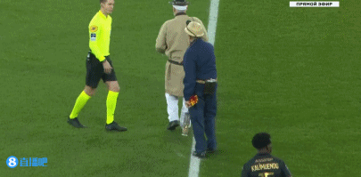 崩盘起因！利物浦上赛季英超场均丢1.1球，本赛季场均丢1.6球（崩盘之因？利物浦英超场均失球由上季1.1增至本季1.6）